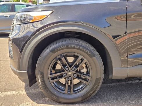 Used 2022 Ford Explorer 4WD w/ Class IV Trailer Tow Package image 9