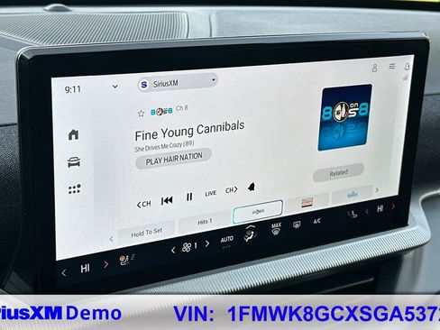 Certified 2025 Ford Explorer ST image 29