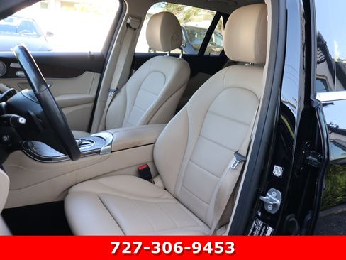 Certified 2019 Mercedes-Benz GLC 300 4MATIC image 2