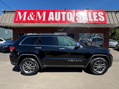 Used 2018 Jeep Grand Cherokee Limited AWD/4WD image 2