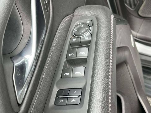 Used 2023 GMC Yukon XL Denali AWD/4WD image 27