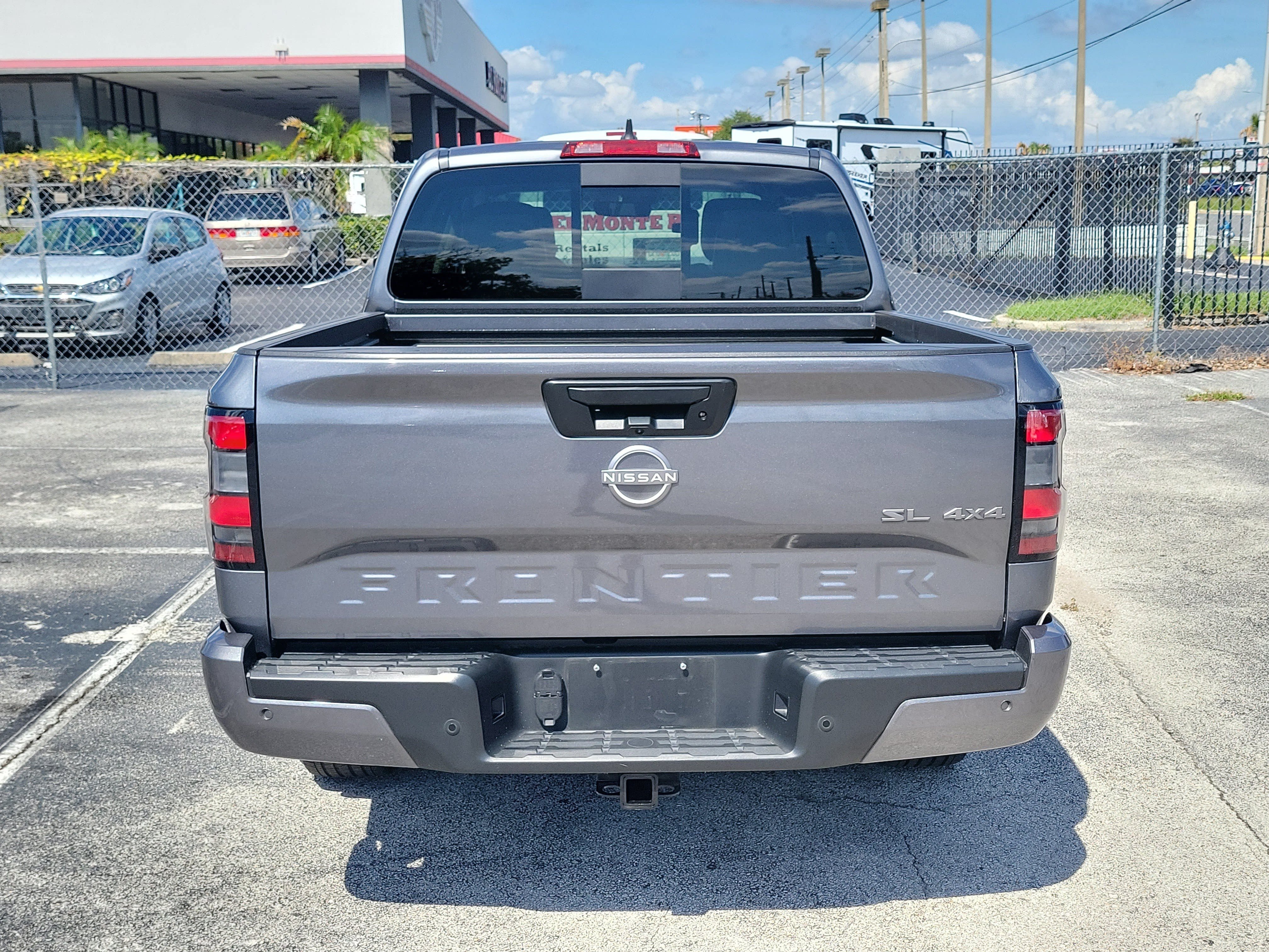 Certified 2024 Nissan Frontier SL w/ Technology Package AWD/4WD image 5