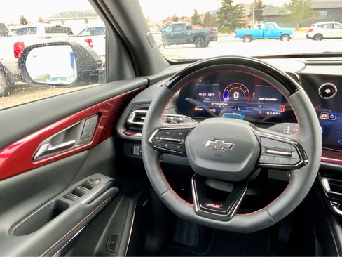 New 2026 Chevrolet Traverse RS image 40