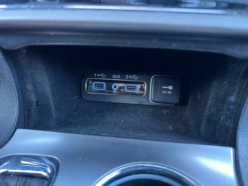 Used 2020 Jeep Grand Cherokee Altitude image 24