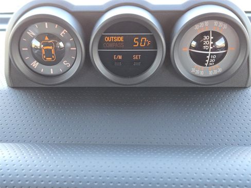 Used 2013 Toyota FJ Cruiser 4WD image 13