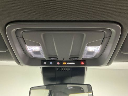 Used 2025 Chevrolet Silverado 1500 W/T RWD image 17
