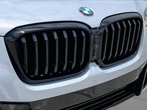 Used 2024 BMW X3 sDrive30i w/ Premium Package w/ZPA RWD image 29
