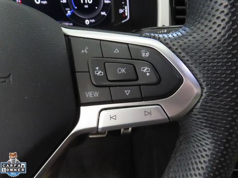 Used 2022 Volkswagen Atlas Cross Sport SEL Premium R-Line AWD/4WD image 15