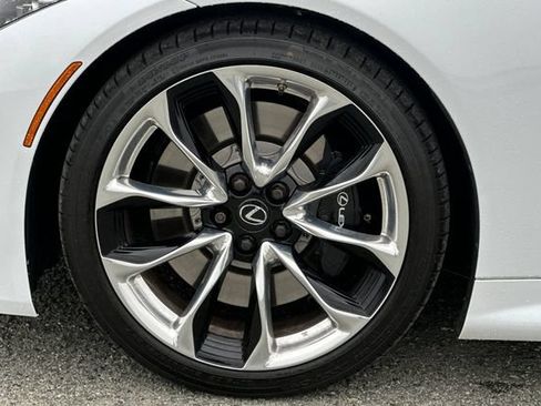 Used 2018 Lexus LC 500 Coupe w/ Performance Package RWD image 30