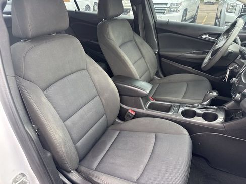 Used 2016 Chevrolet Cruze LT FWD image 22
