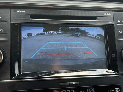 Used 2018 Toyota Avalon XLE Premium FWD image 15