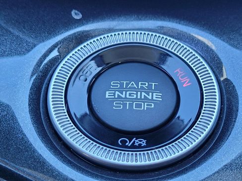 Used 2021 Jeep Grand Cherokee L Laredo w/ Luxury Tech Group I image 28