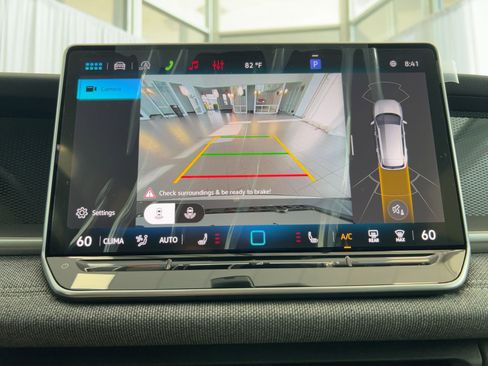 New 2026 Volkswagen Tiguan S image 29