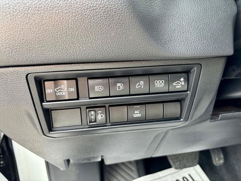 Used 2022 Toyota Tundra Limited w/ Power Package AWD/4WD image 24