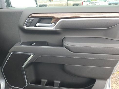 Used 2026 GMC Sierra 1500 SLE w/ LPO, GMC Protection Package image 47
