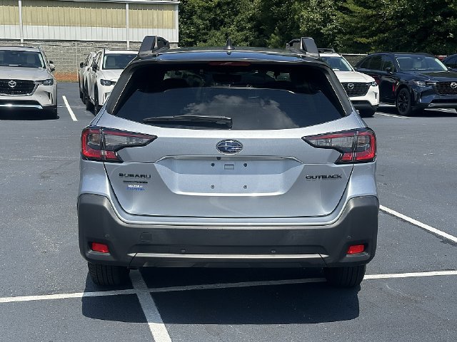 Used 2023 Subaru Outback Onyx Edition AWD/4WD image 7