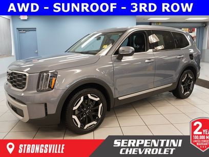 Used 2023 Kia Telluride S w/ S Sunroof Package