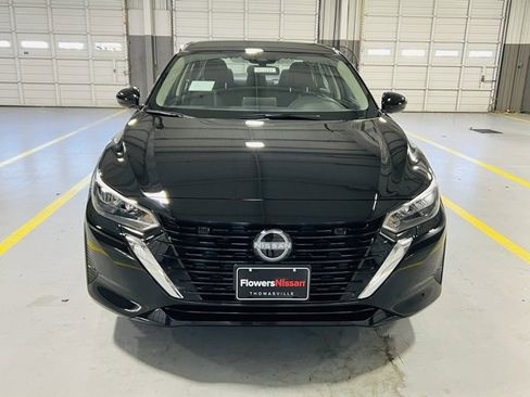 New 2025 Nissan Sentra SV image 10