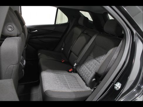 Used 2024 Chevrolet Equinox LT image 19