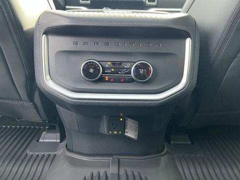New 2026 Ford Expedition Max Platinum w/ Stealth Performance Package image 52