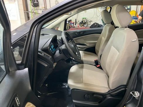 Used 2020 Ford EcoSport S image 16