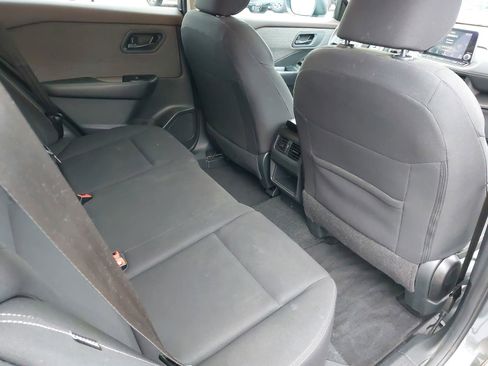 Used 2023 Nissan Rogue S image 12