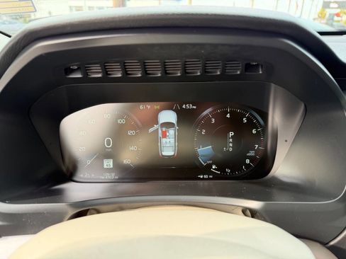 Used 2016 Volvo XC90 T5 Momentum image 42