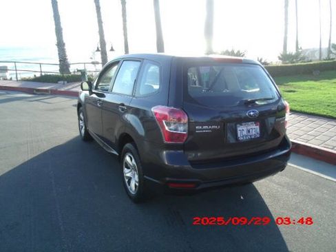 Used 2014 Subaru Forester 2.5i image 4