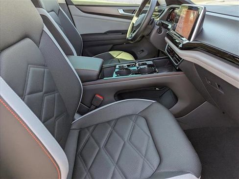 New 2026 Volkswagen Atlas Peak Edition AWD/4WD image 28