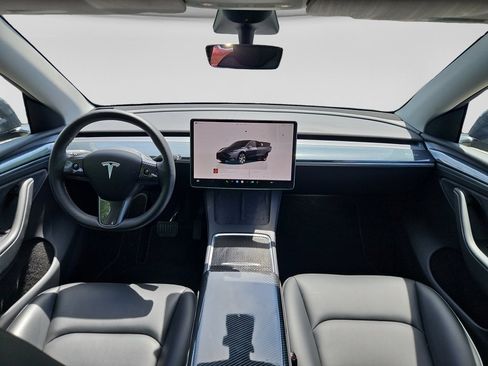 Used 2023 Tesla Model Y Long Range AWD/4WD image 14