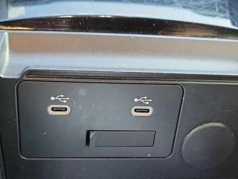 Used 2024 MAZDA MAZDA3 s image 36