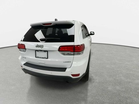Used 2022 Jeep Grand Cherokee Laredo X image 8