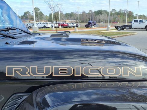 Used 2024 Jeep Wrangler Unlimited Rubicon 392 image 5