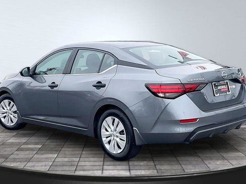 Certified 2024 Nissan Sentra S FWD image 3