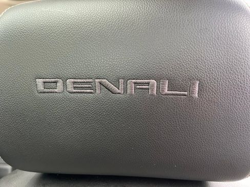 Used 2023 GMC Acadia Denali w/ Trailering Package AWD/4WD image 27