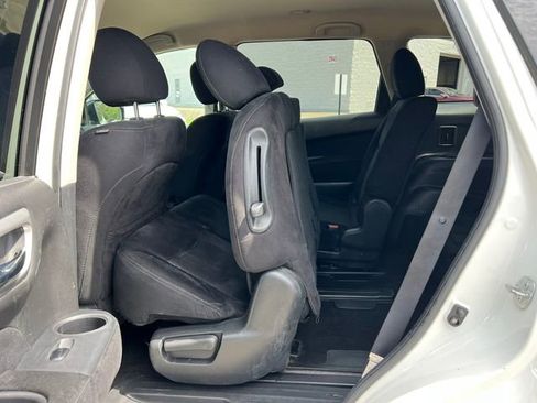Used 2015 Nissan Pathfinder S AWD/4WD image 31