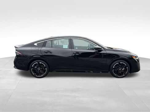 New 2026 Nissan Sentra SR w/ SR Premium Package image 7