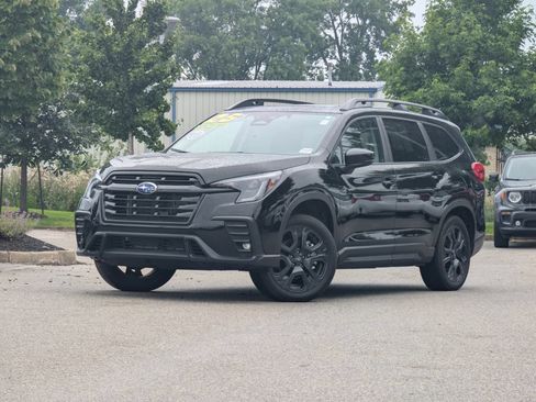 Certified 2025 Subaru Ascent Onyx Edition AWD/4WD image 1