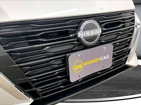 Used 2023 Nissan Altima 2.5 SV AWD/4WD image 31