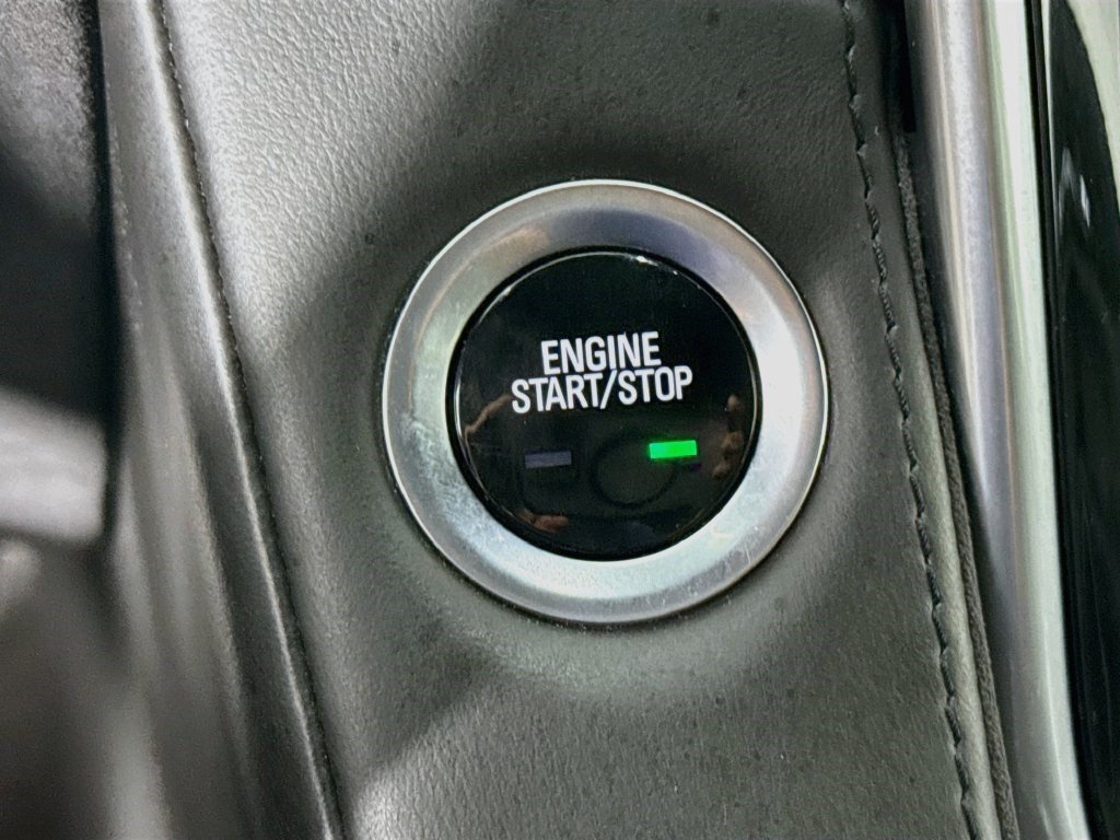 Used 2020 Cadillac Escalade Platinum AWD/4WD image 19