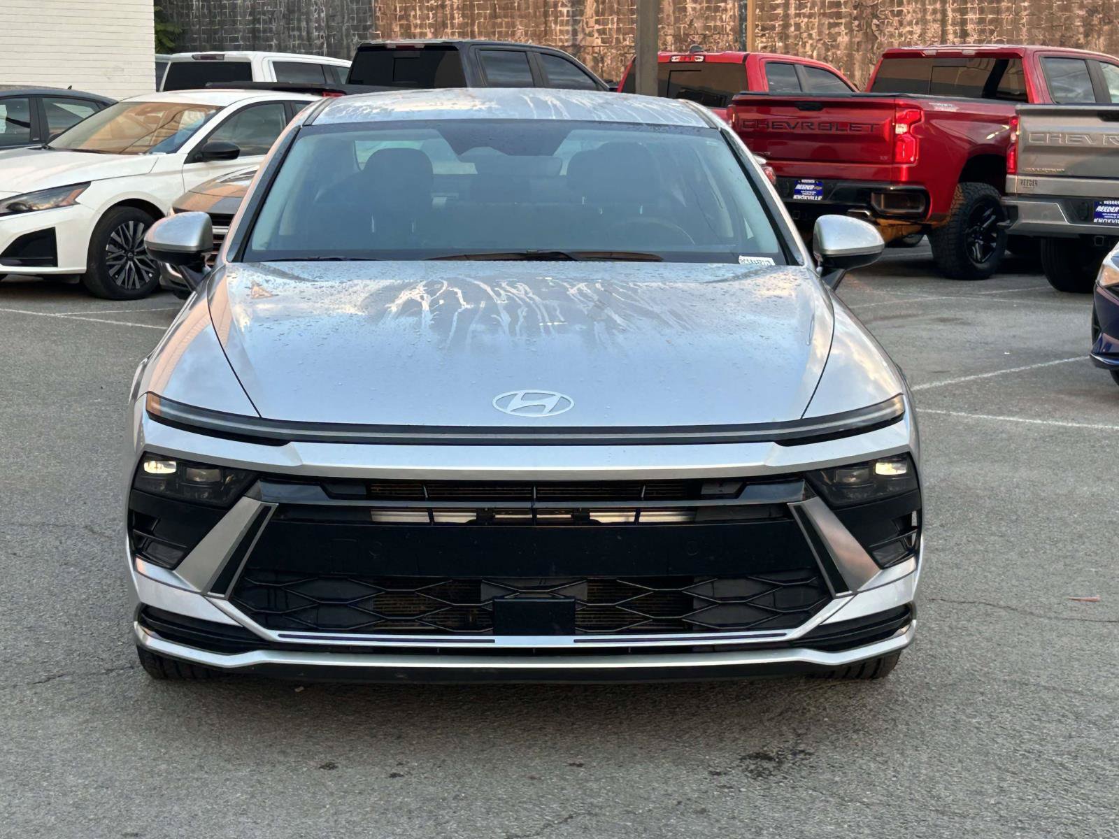 Used 2025 Hyundai Sonata SEL FWD image 2
