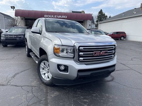 Used 2015 GMC Canyon SLE w/ SLE Convenience Package image 1