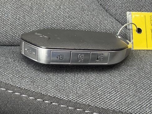 Used 2025 Kia K4 FWD image 30