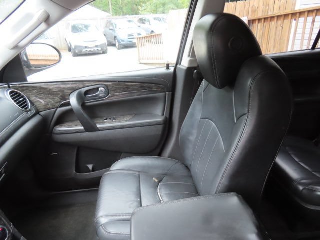 Used 2013 Buick Enclave Leather AWD/4WD image 24