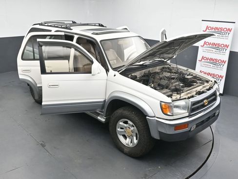 Used 1997 Toyota 4Runner Limited AWD/4WD image 38