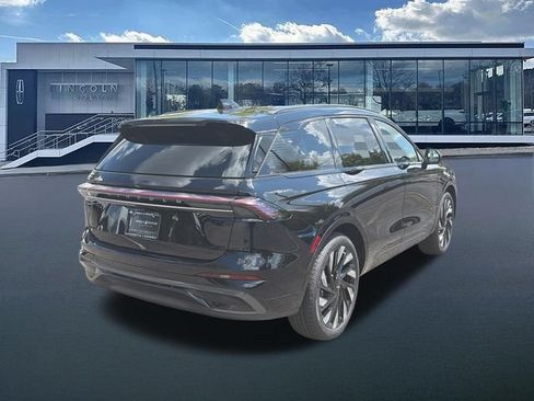 New 2026 Lincoln Nautilus Reserve AWD/4WD image 8