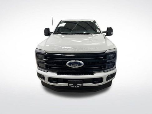 Used 2025 Ford F350 Platinum image 11