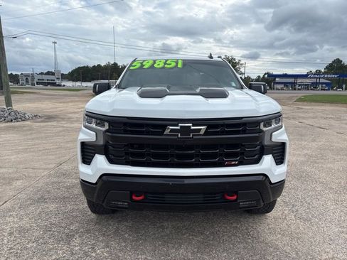 Used 2024 Chevrolet Silverado 1500 LT Trail Boss w/ LT Trail Boss Premium Package image 3