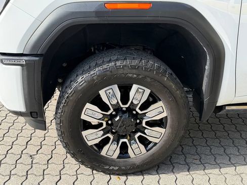 Certified 2025 GMC Sierra 2500 Denali w/ Denali Reserve Package AWD/4WD image 12
