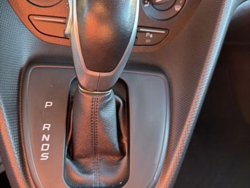Used 2018 Ford Transit Connect XL image 19